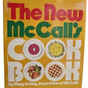 VTG McCalls Cookbook 1973 Mary Eckley Hardcover DJ Midcentury Comfort Recipes US